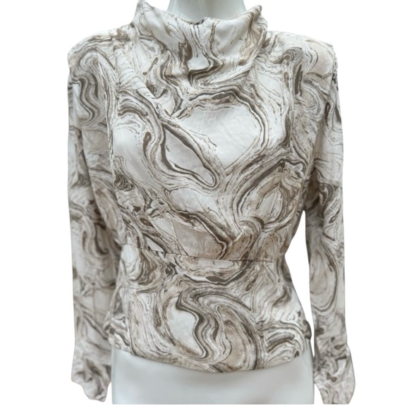 Astr Tops - ASTR The Label Marble Print Women's Long Sleeve Top size small Cream Taupe Brown